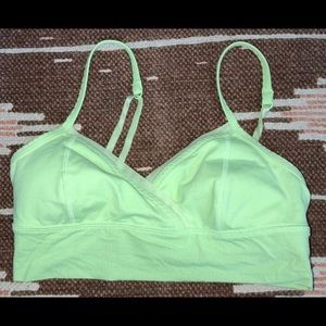 Lululemon sports bra